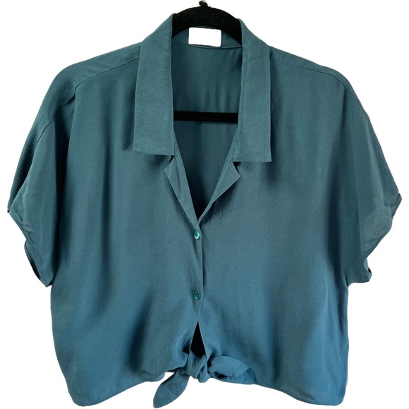 Aritzia WILFRED FREE⎮The Tie-Front Blouse⎮cropped button front⎮dark teal blue⎮S - Picture 1 of 16